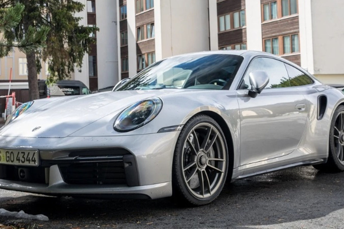 Tan thay Porsche 911 Turbo 50 Years dac biet, tu 6,52 ty dong-Hinh-2