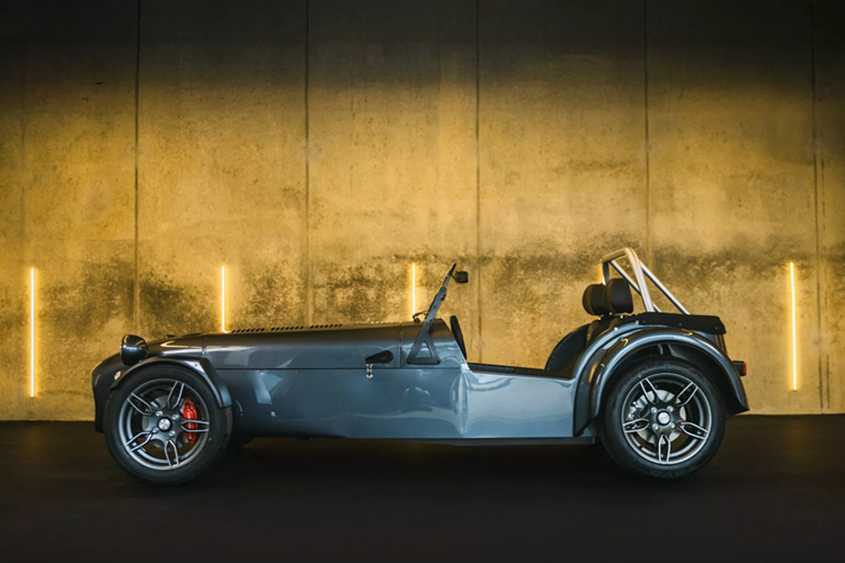 Caterham ra mat Seven CSR Twenty ky niem 20 nam gia 102.500 USD-Hinh-4