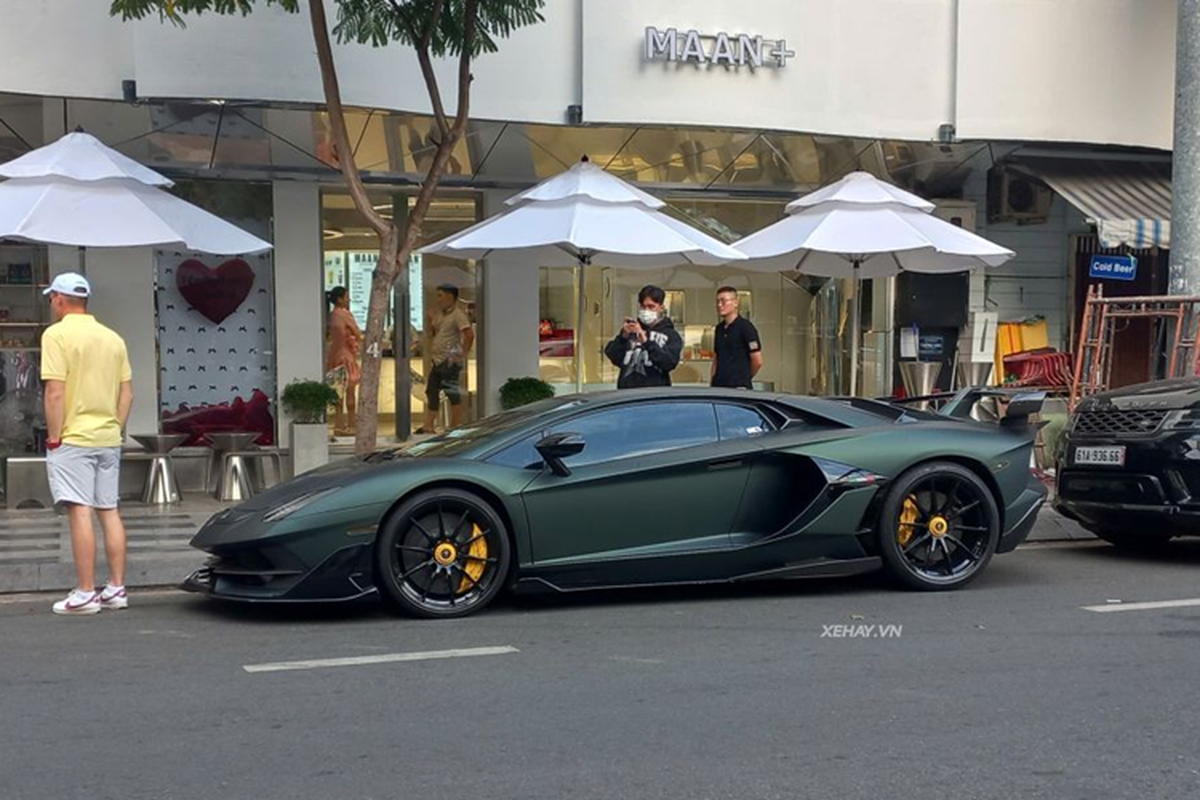 Tan thay Lamborghini Aventador SVJ hon 53 ty tai Viet Nam 