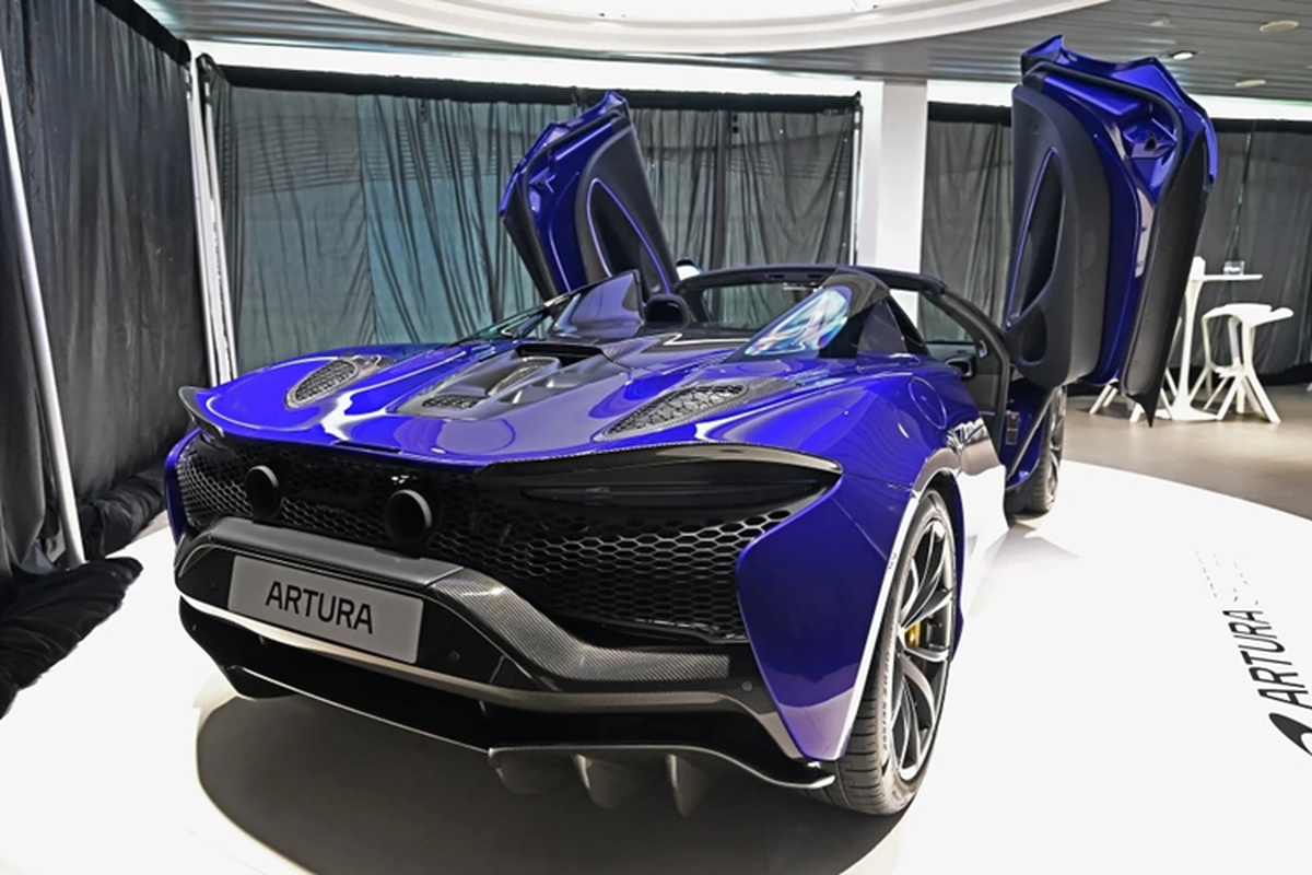 Can canh McLaren Artura Spider gan 1 trieu USD tai Singapore-Hinh-2