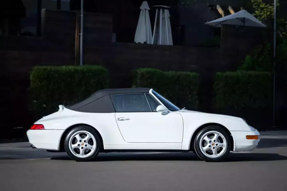 Porsche 911 993 moi nhat the gioi, gan 30 tuoi chay chi 449 km-Hinh-10