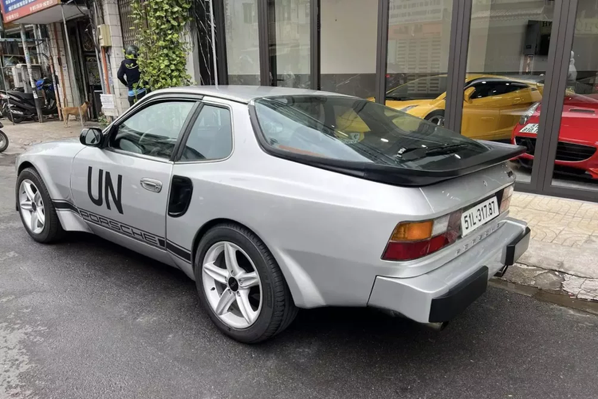 Porsche 944 cua Qua Vu 