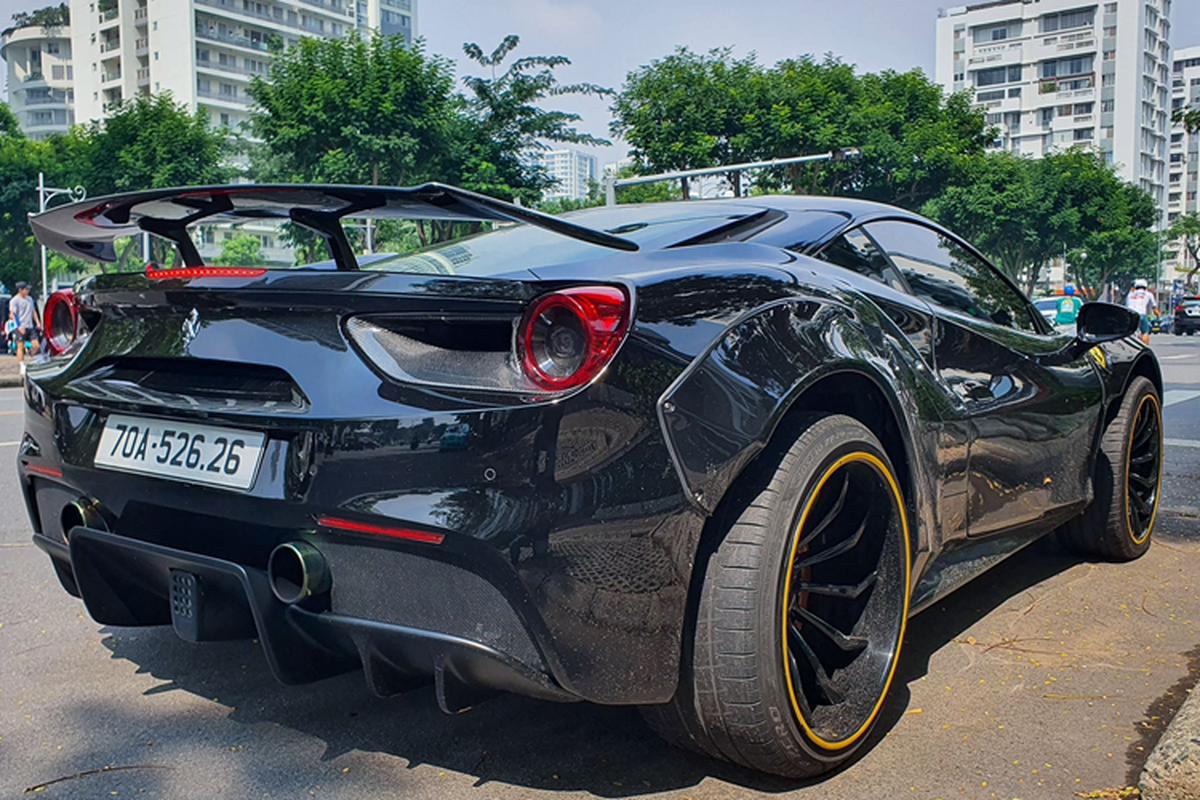 Ferrari 488 GTB Liberty Walk doc nhat Viet Nam gio ra sao?-Hinh-8