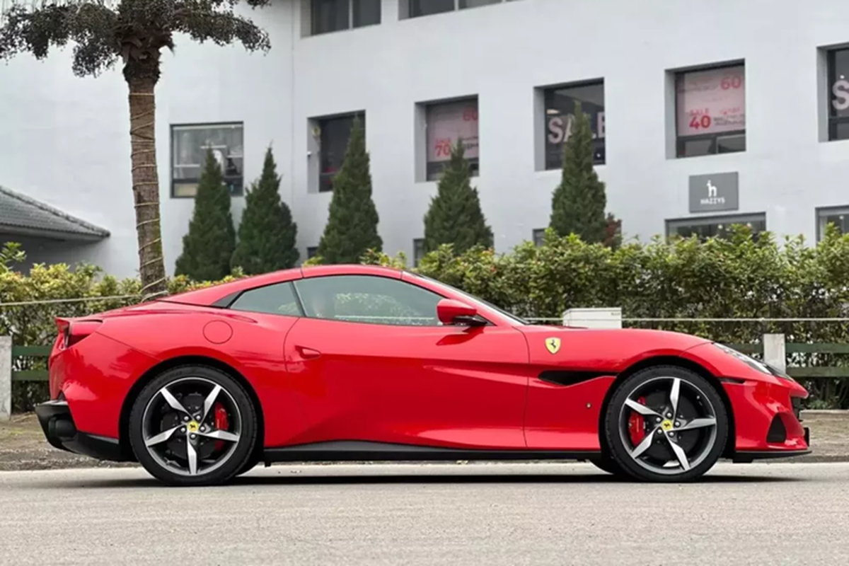 Ferrari Portofino - 