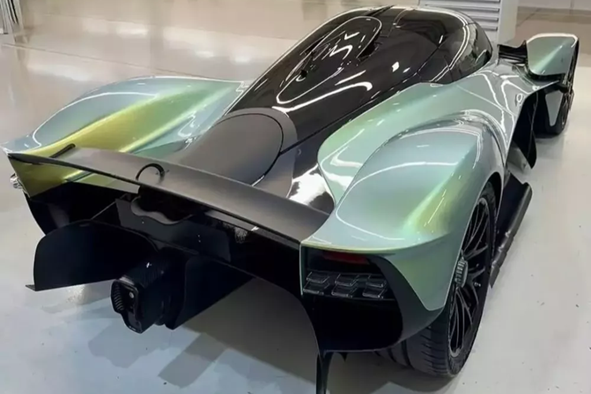 Dai gia Viet san sang chi 350 ty dong tau Aston Martin Valkyrie?-Hinh-3