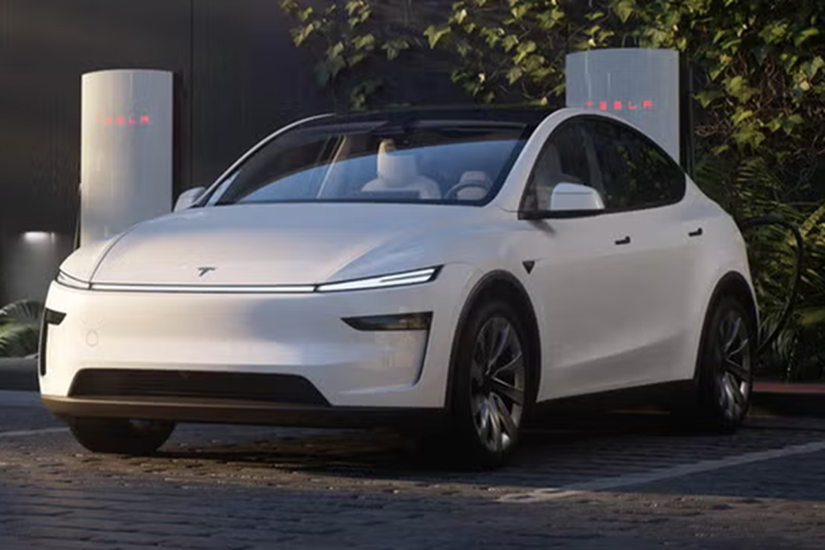 Tesla Model Y 2025 giong Cybertruck ban ra tu 997 trieu dong-Hinh-5