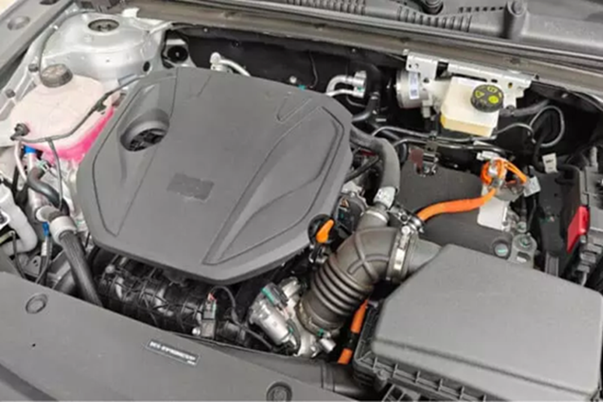 Chi tiet Geely Galaxy L6 tu 11.330 USD, chay toi 1.300 km-Hinh-6