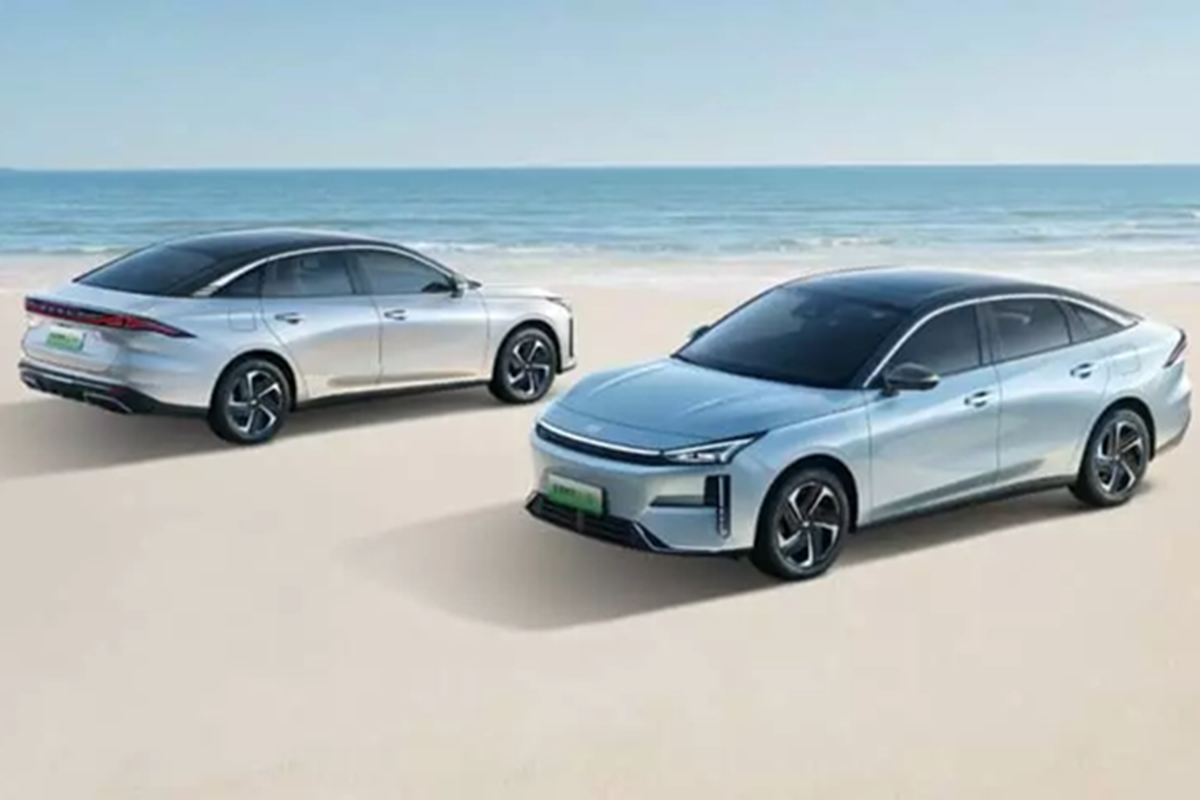 Chi tiet Geely Galaxy L6 tu 11.330 USD, chay toi 1.300 km