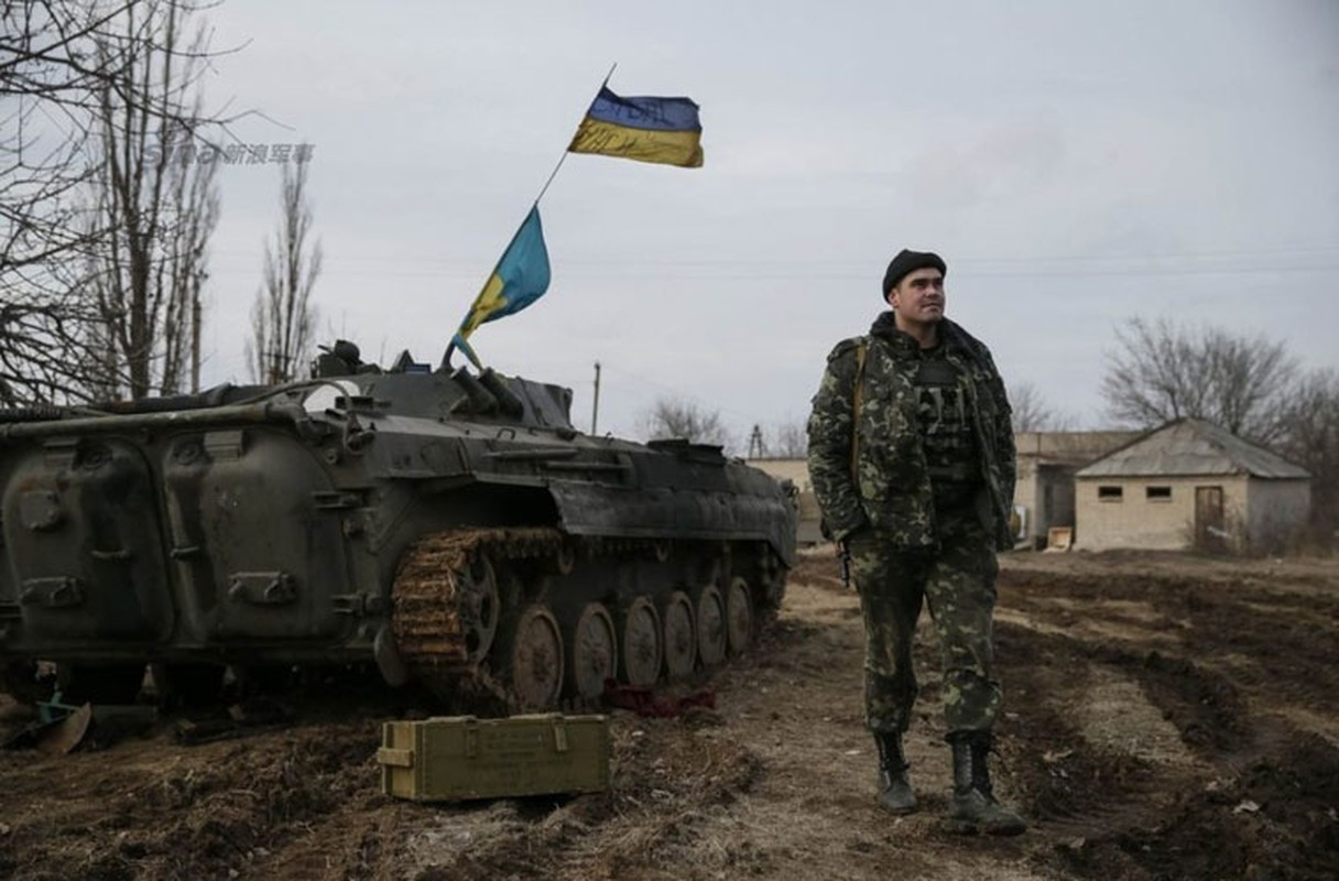 Vu khi hang nang Ukraine don dap do ve Debaltseve-Hinh-10