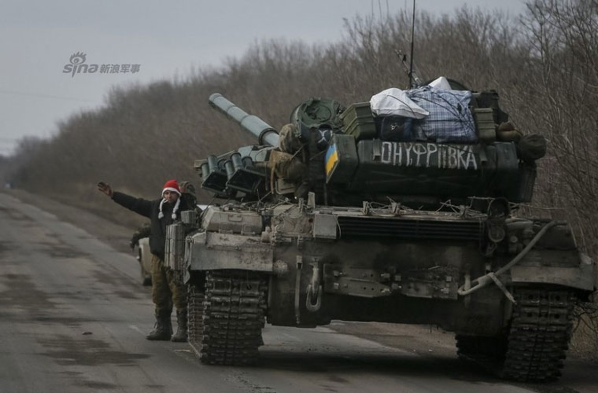 Vu khi hang nang Ukraine don dap do ve Debaltseve-Hinh-13