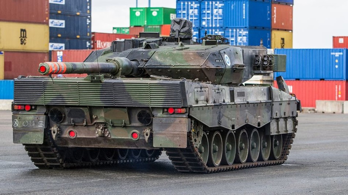 Xem 20 xe tang Leopard 2A6 hanh quan toi Phan Lan-Hinh-5