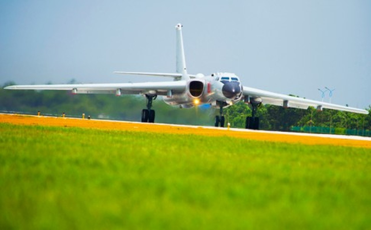 Theo doi oanh tac co H-6K Trung Quoc tap tran tren bien-Hinh-2