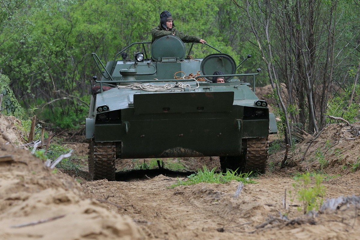 Горыныч разминирование. Ур-77 метеорит. Ур-77 змей Горыныч. Машина разминирования ур-77. Выстрел ур 77.