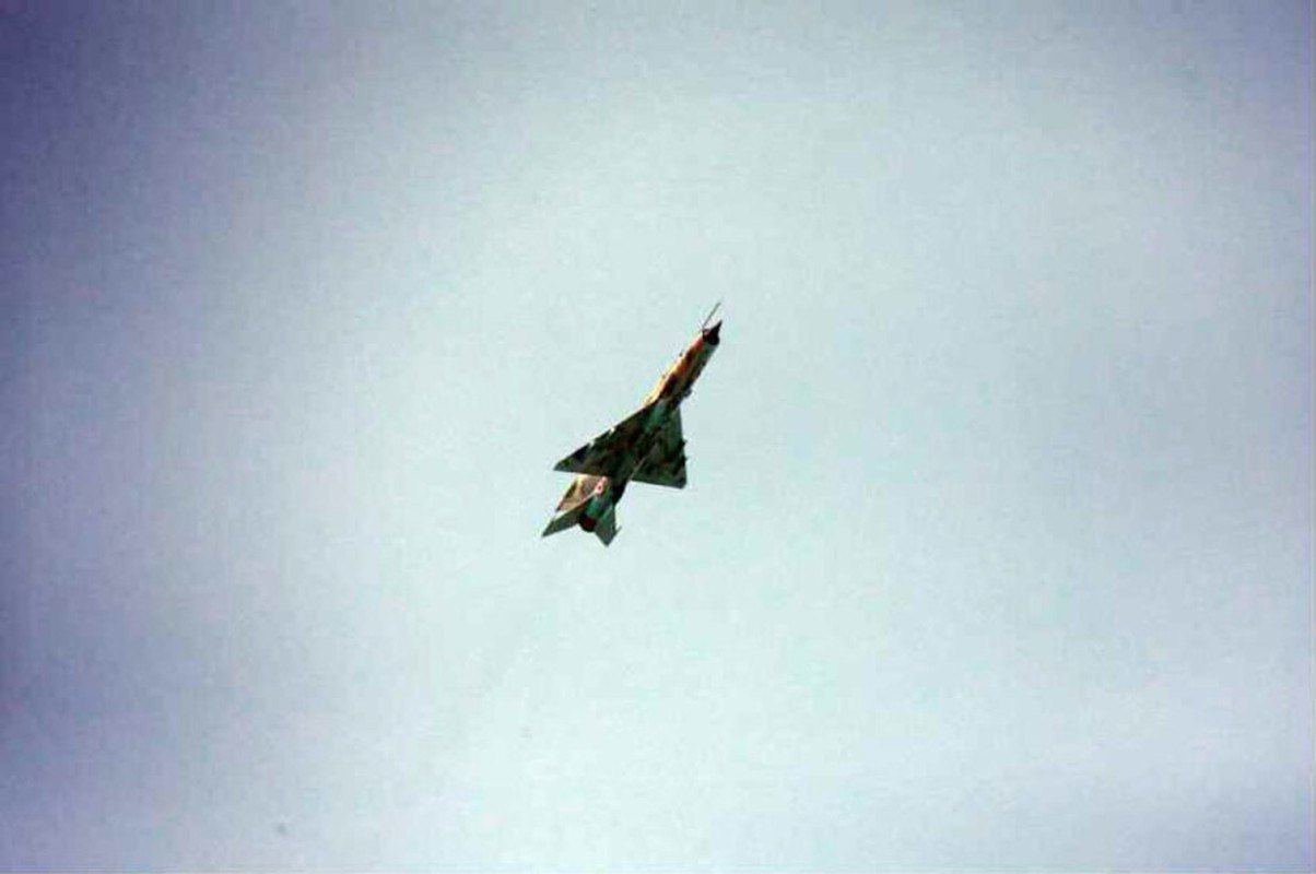 Dung nhan hai nu phi cong MiG-21 dau tien cua Trieu Tien-Hinh-10