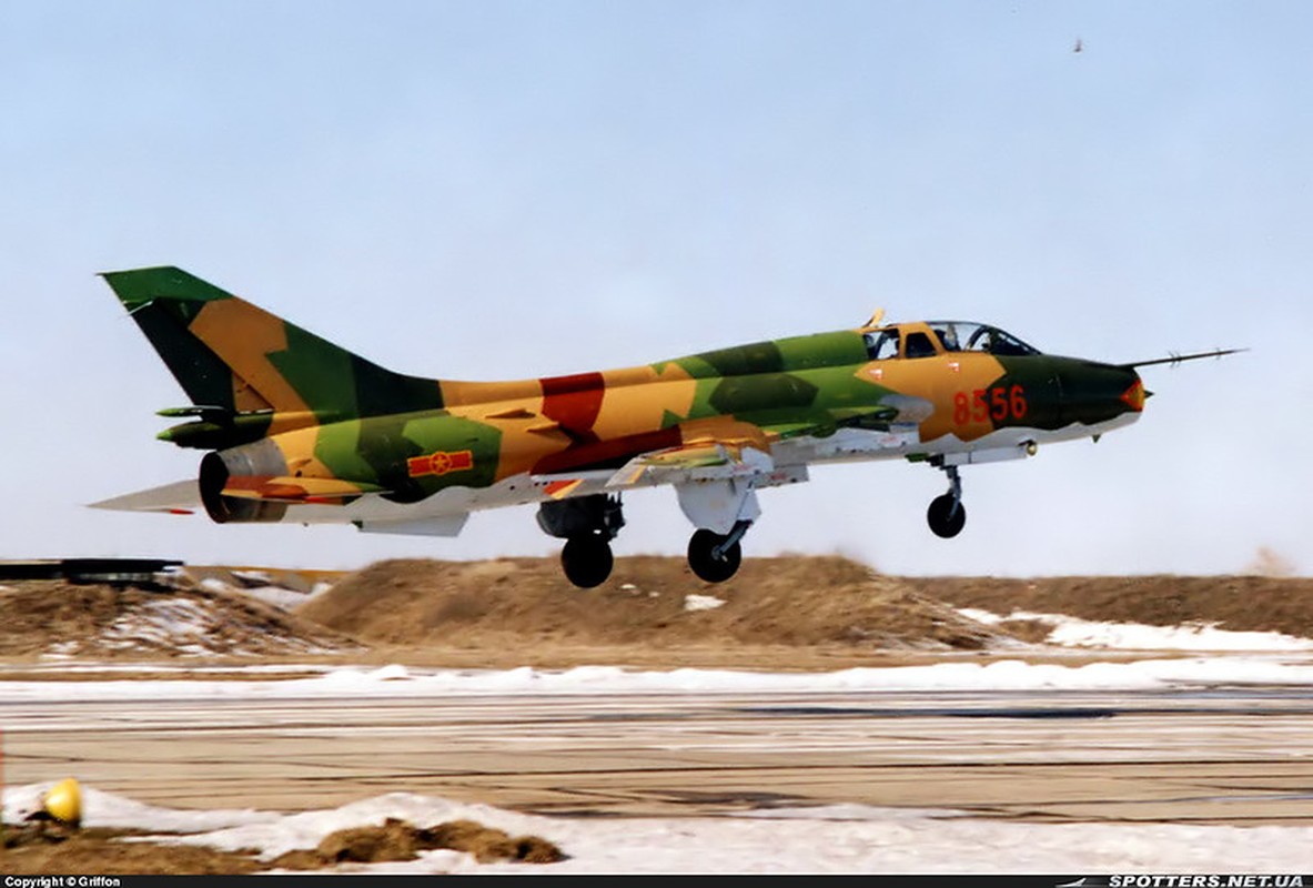 May bay Su-22M3K Viet Nam duoc nang cap tai Ukraine?-Hinh-3