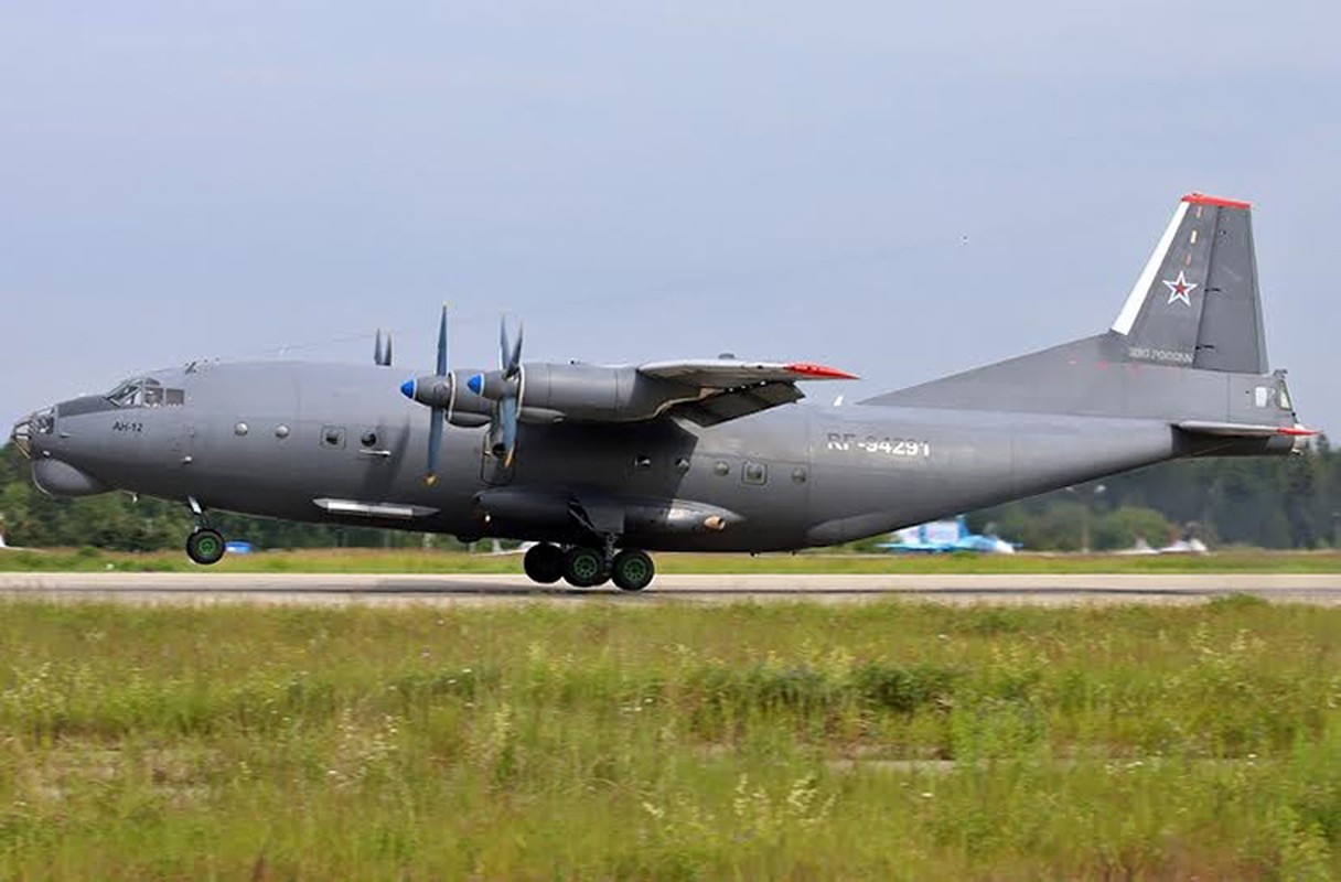 Kham pha van tai co Nga manh ngang C-130 cua My-Hinh-10