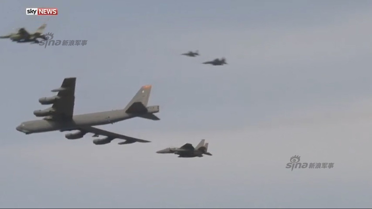 Anh nong may bay nem bom B-52 