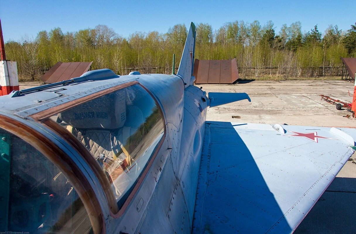 Ngac nhien dan tiem kich MiG-21 moi cong tai nha may Sokol-Hinh-6