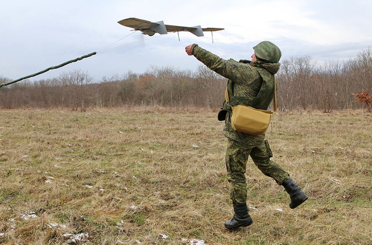 Tan mat UAV trinh sat 