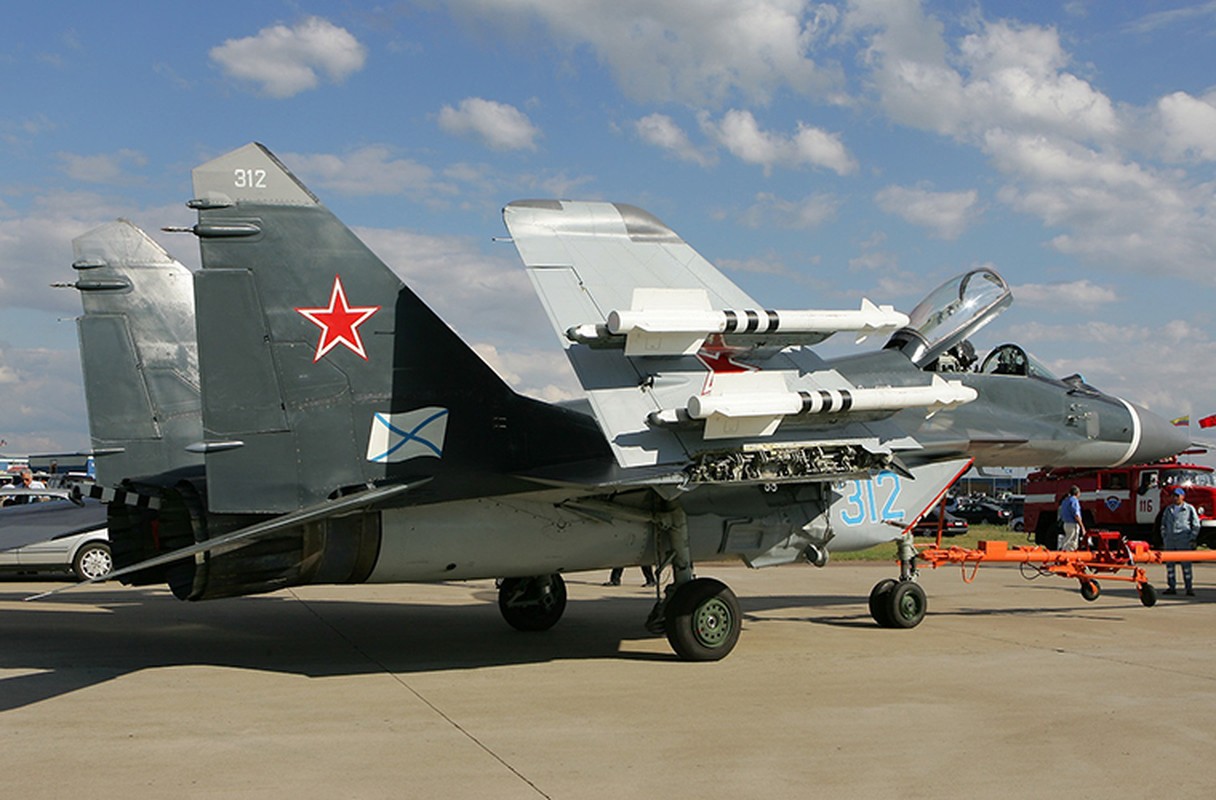 20 tiem kich MiG-29K se thay Su-33 tren tau san bay Kuznetsov-Hinh-4