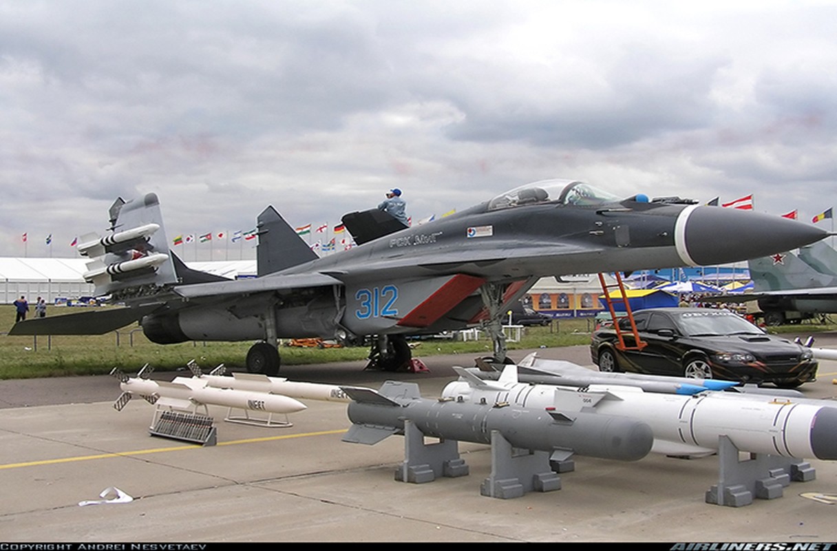 20 tiem kich MiG-29K se thay Su-33 tren tau san bay Kuznetsov-Hinh-8