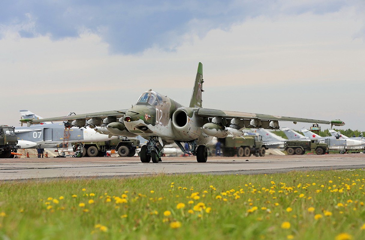 Muc kich Su-24, Su-25 thu nghiem ten lua doi dat Kh-25-Hinh-6