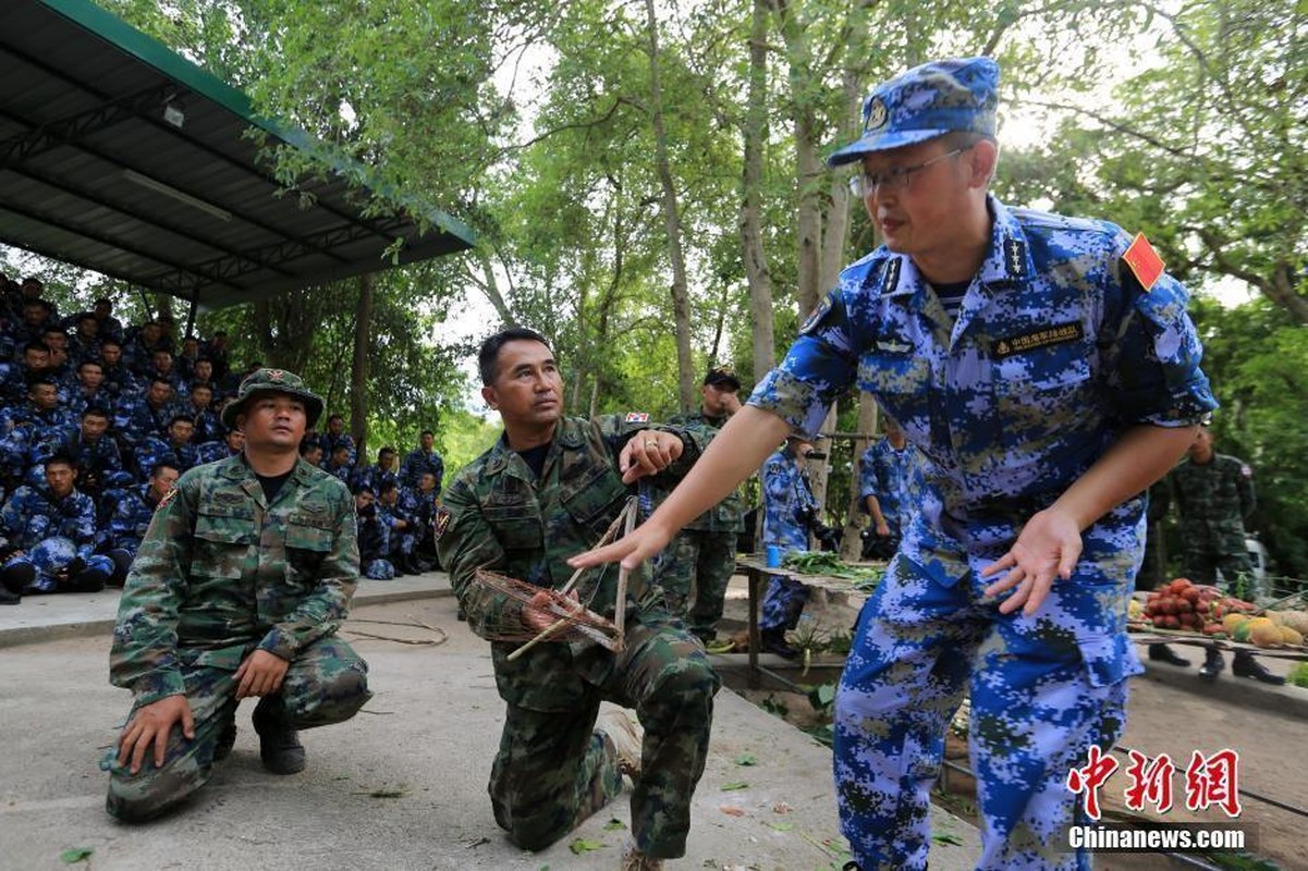 Can canh Thai Lan day linh Trung Quoc thoi mien...ran doc-Hinh-4