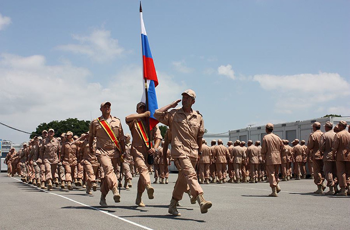 Muc kich Quan doi Nga duyet binh hoanh trang o Syria