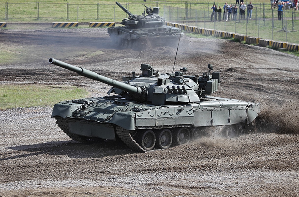 Xe tang T-80 Nga duoc nang cap manh ngang Leopard 2A6, M1A2-Hinh-10