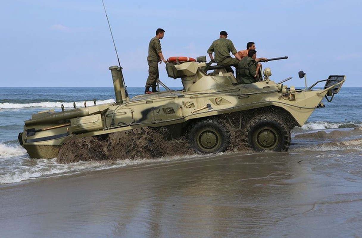 Thiet giap BTR-82A Nga 