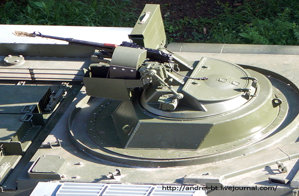 Lo suc manh xe boc thep BTR-4M Ukraine ban cho nuoc DNA-Hinh-2