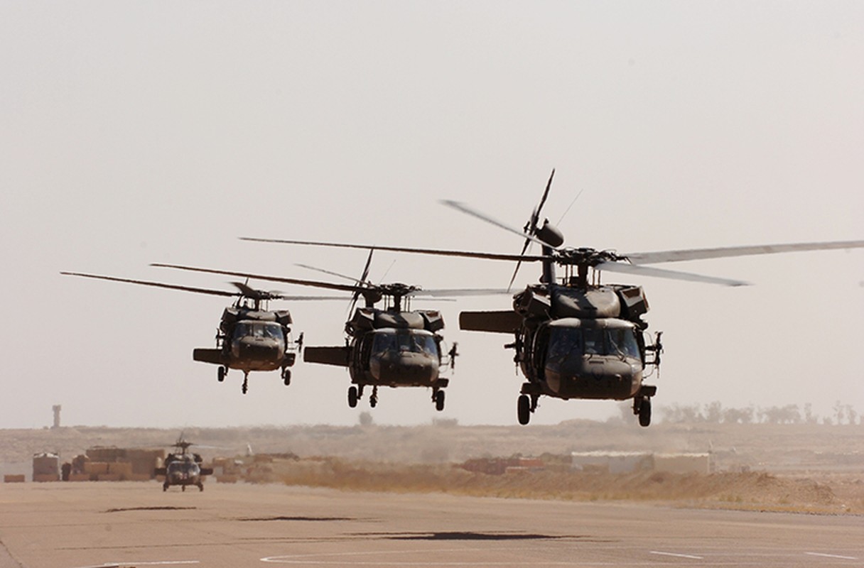 Quan doi My nhan truc thang UH-60M Black Hawk thu 1.000