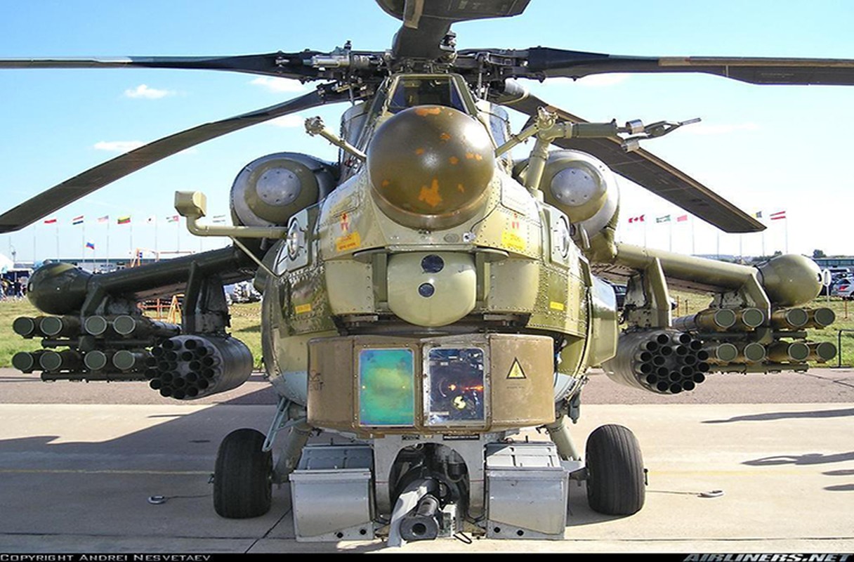 Mang ten lua moi, truc thang Mi-28NM van thua xa AH-64 Apache-Hinh-5