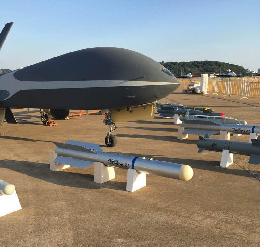 Den UAV Avenger cung bi nhai, My bo tay voi Trung Quoc-Hinh-4