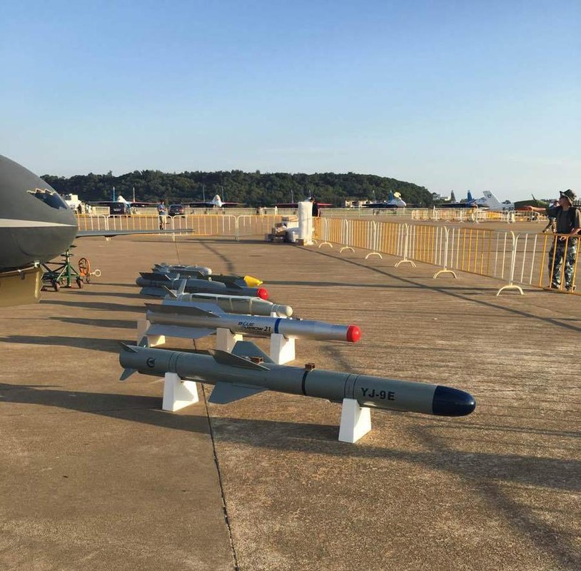 Den UAV Avenger cung bi nhai, My bo tay voi Trung Quoc-Hinh-6