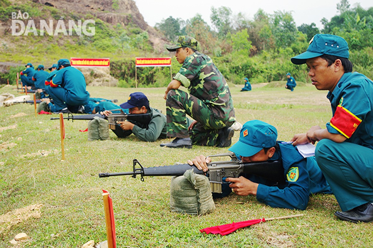 Ngac nhien: Bo doi Viet Nam van dung sung truong M16-Hinh-6