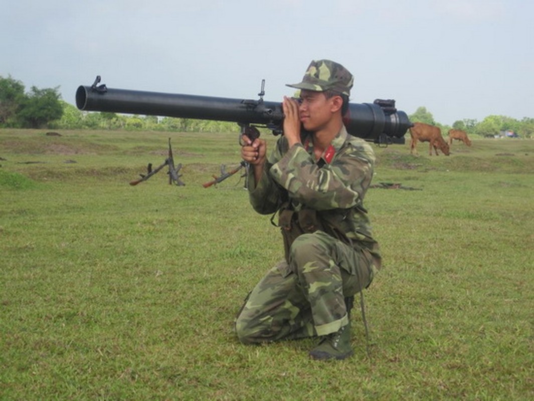 Bai phuc cach ban sung khong giat cua bo doi Viet Nam-Hinh-13