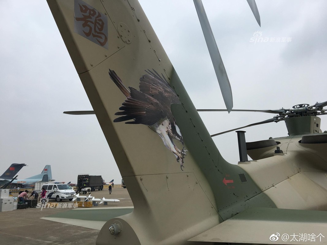 Trung Quoc khoe truc thang tan cong Z-10ME xuat khau an dut Mi-28-Hinh-3
