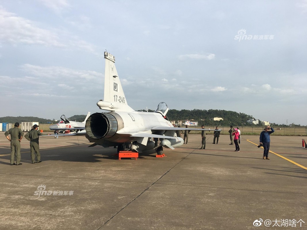 Iran dinh mua tiem kich JF-17 cua Trung Quoc doi pho My-Hinh-3