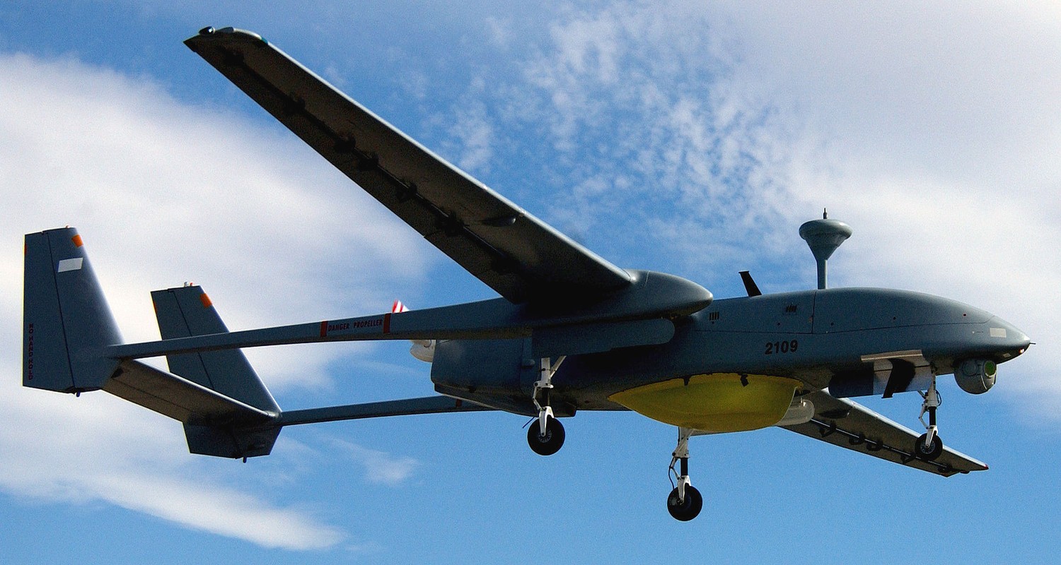 Soi UAV Heron 1 Viet Nam co the da mua tu Israel