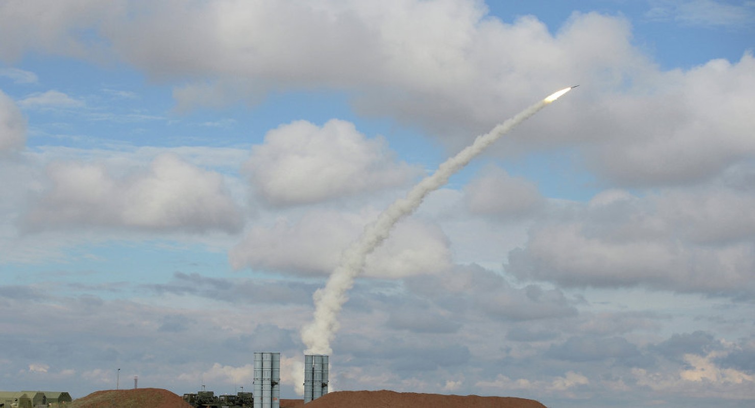 S-400 phu kin Kaliningrad, B-52 cho co manh dong keo tan tanh-Hinh-9