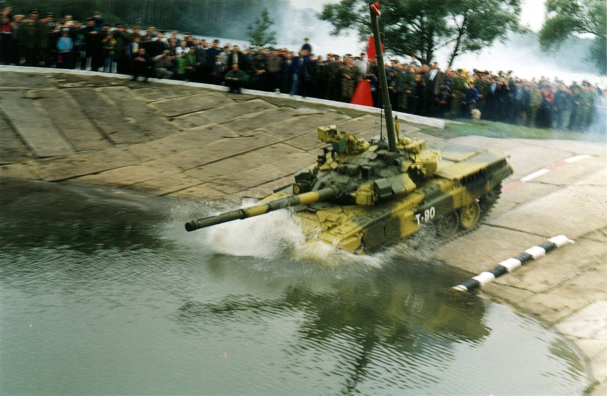 Nga da giao bao nhieu xe tang T-90 cho Viet Nam?-Hinh-12