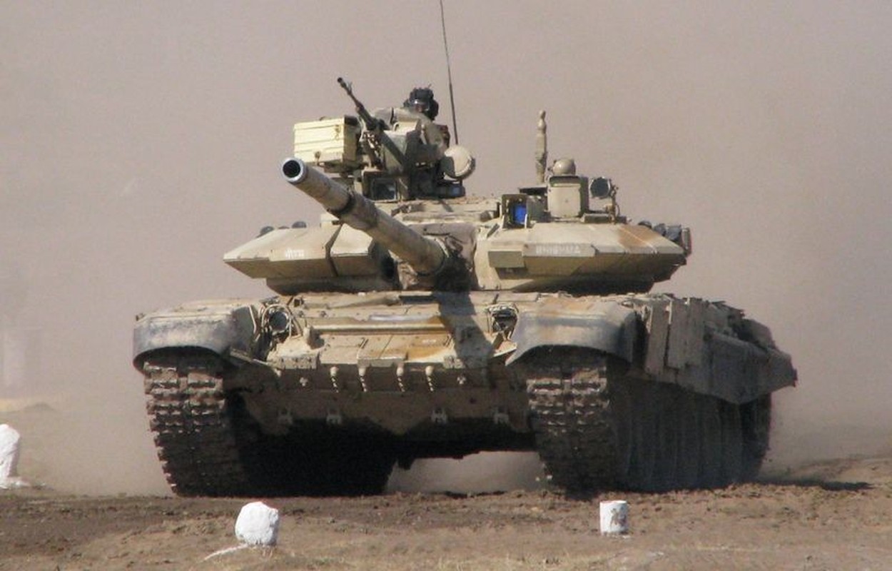 Vi khach nao vua nhan them xe tang T-90S/SK tu Nga?