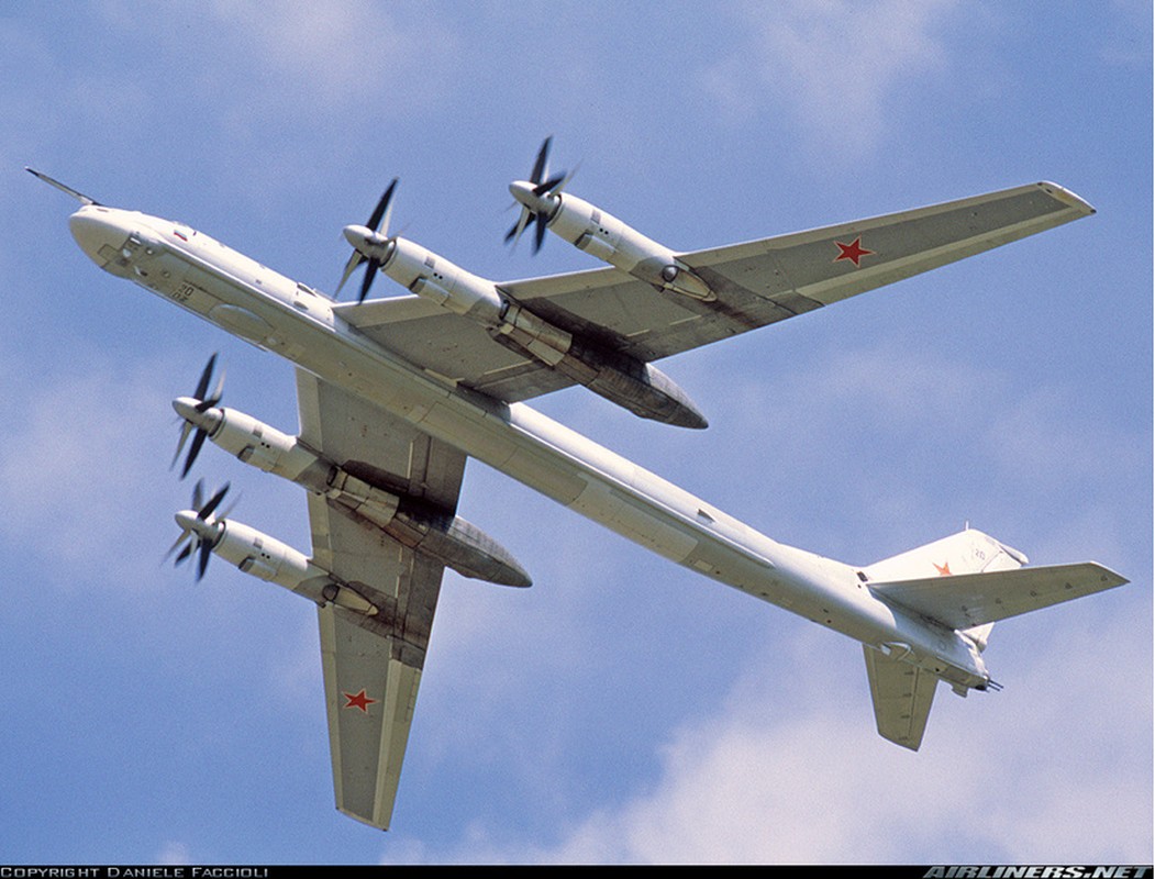 Nang cap mot thu, “phao dai bay” Tu-95MS manh gap van lan!-Hinh-9