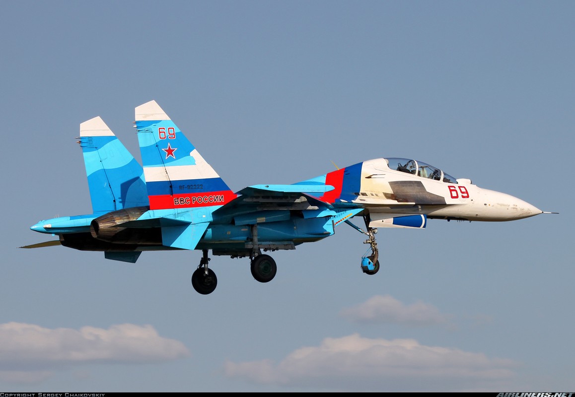 12 may bay Su-30K duoc du doan toi VN da co chu-Hinh-7