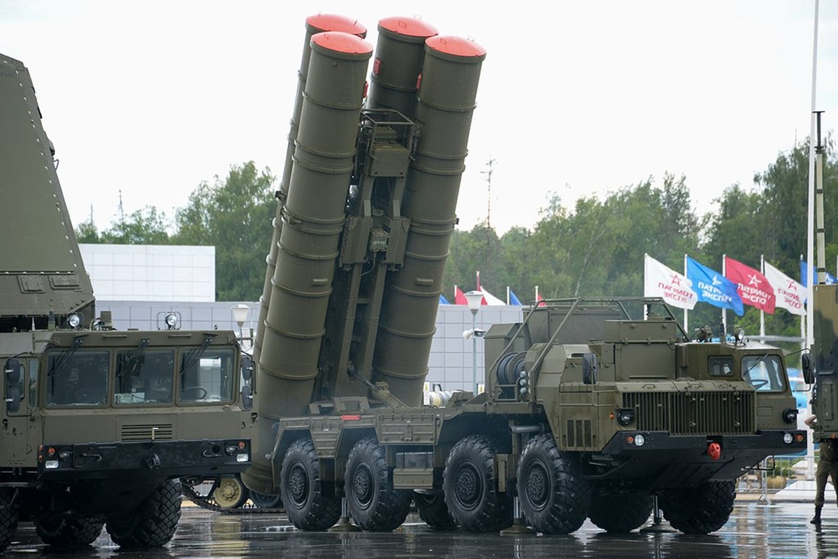 Ten lua S-400 “do bo” xuong Tho Nhi Ky, My bat luc dung nhin!-Hinh-6