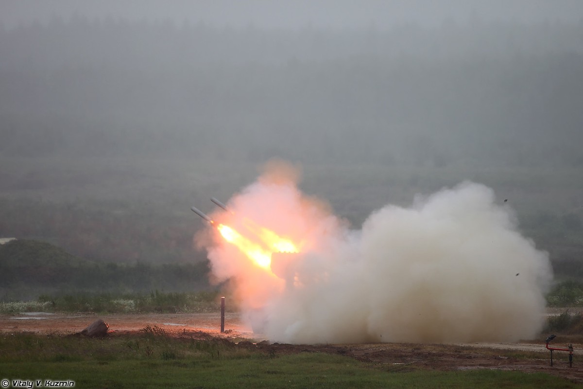 TQ thua nhan suc manh TOS-1A Nga - thoi bay ngoi lang trong 7 giay-Hinh-11