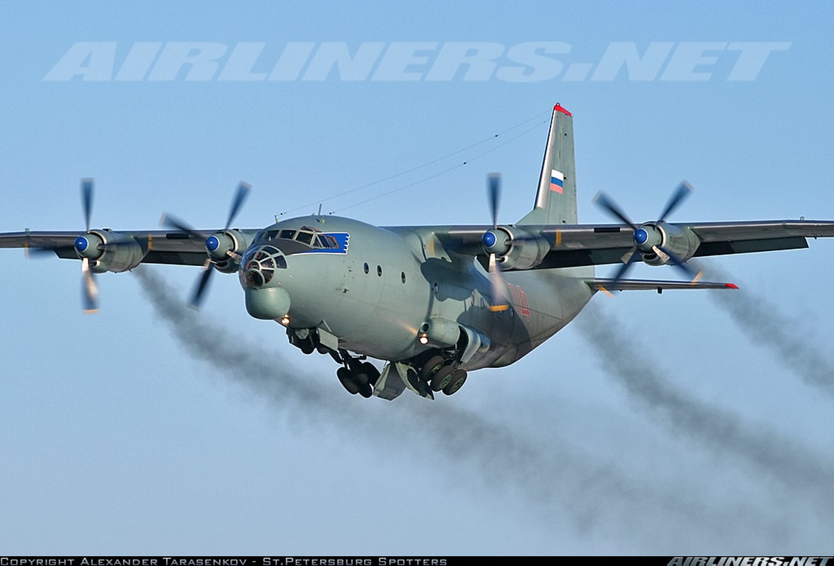 C-130 con chua loi thoi, An-12 da som ve vuon: Lien Xo kem My!-Hinh-5