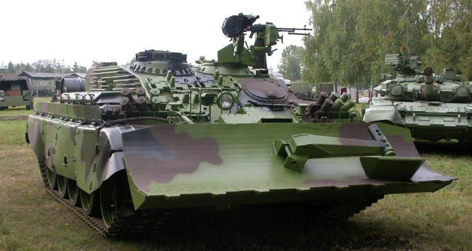 Serbia ton mo tien xu ly 700 xe tang T-55 thanh 
