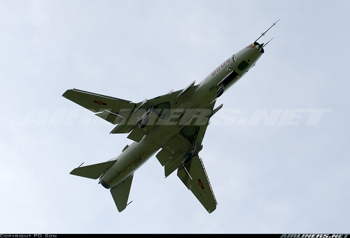 Bat ngo kha nang chien dau cua may bay huan luyen Su-22UM3K Viet Nam-Hinh-9